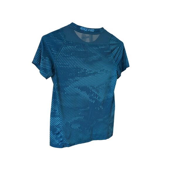 Boys Nike shirts 2 for $15 size medium - Picture 9 of 11
